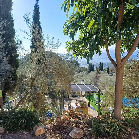 Rural Loft With Pool Views Peaceful Place Near The Center